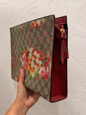 LUXURY CLUTCH🛍️GG BLOOMS